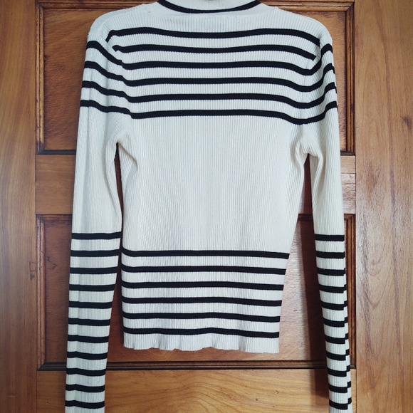 Striped Zara Sweater - Picture 2 of 4